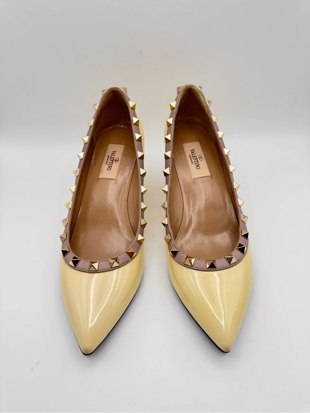 Valentino Garavani Rockstud Patent Leather Wedge Pumps EU 37